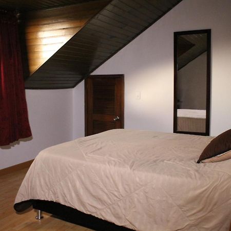 Hospedaje Sary House 波哥大 外观 照片
